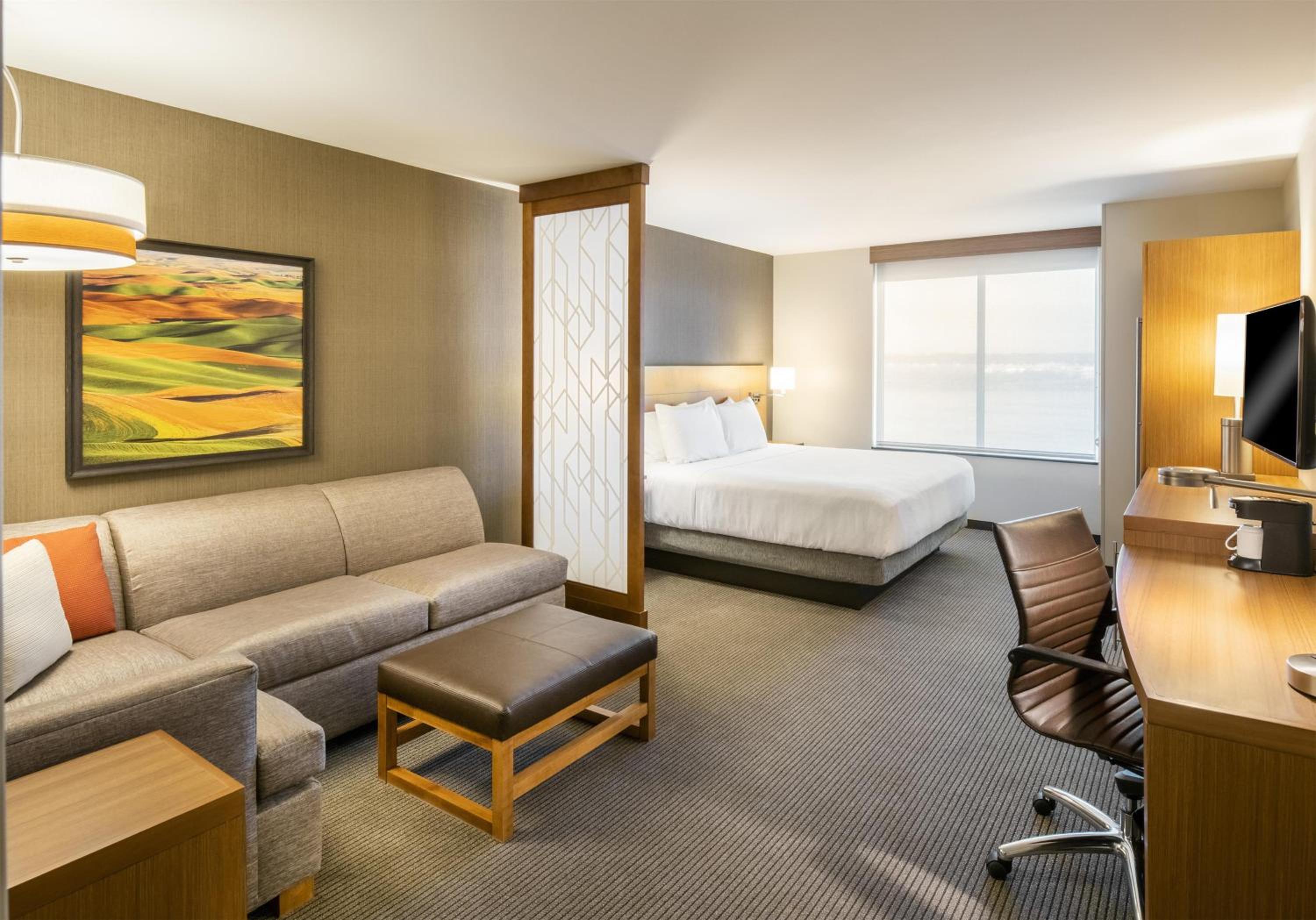 hyatt place east moline quad cities