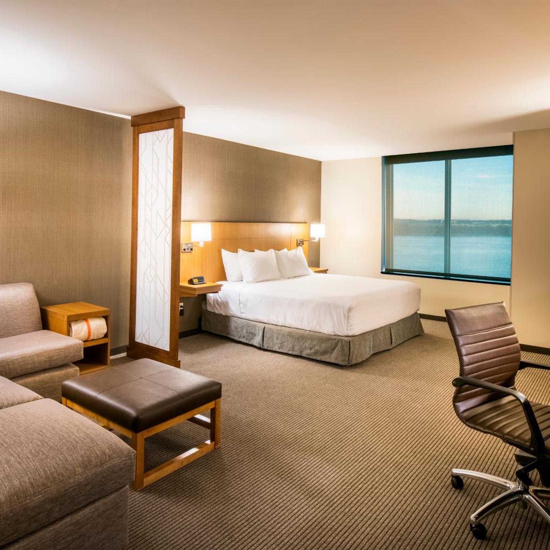 hyatt place east moline quad cities