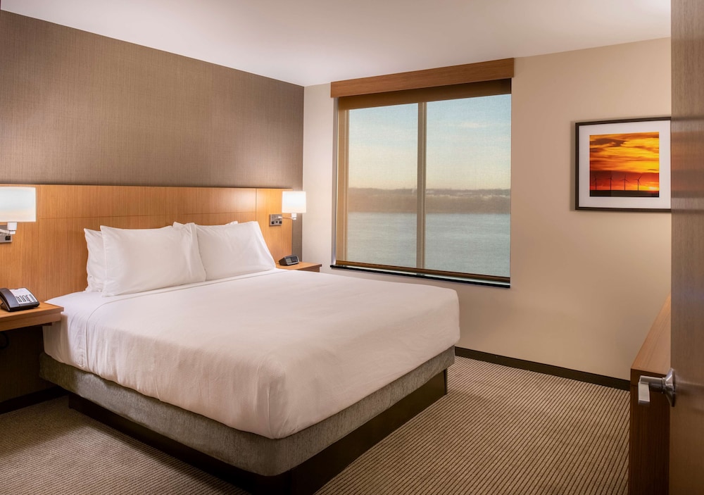 hyatt place east moline quad cities