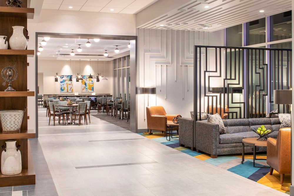 hyatt place east moline quad cities
