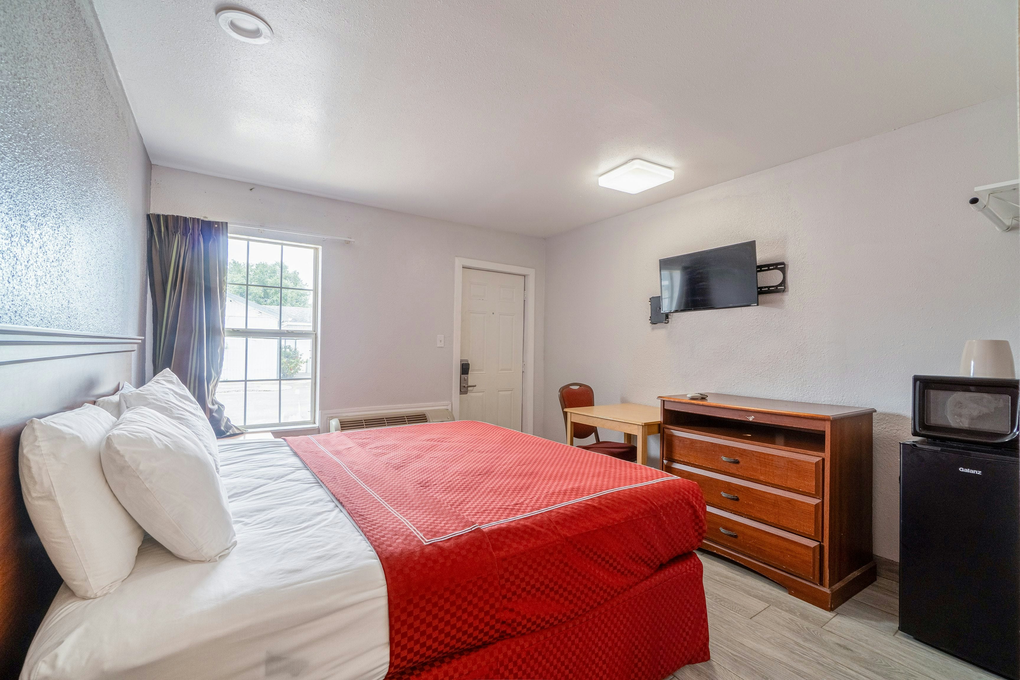 oyo budget inn falfurrias hwy 281
