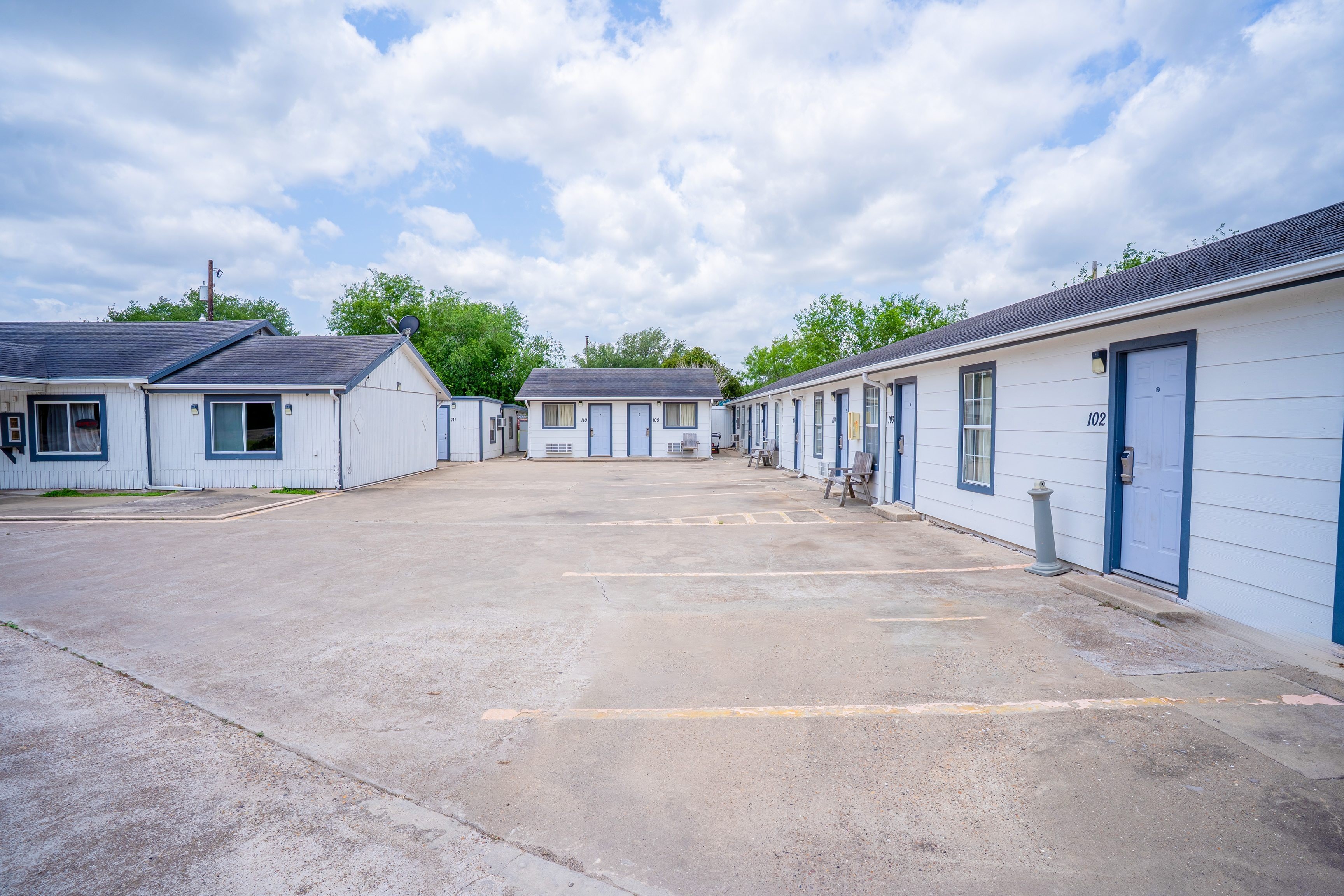 oyo budget inn falfurrias hwy 281