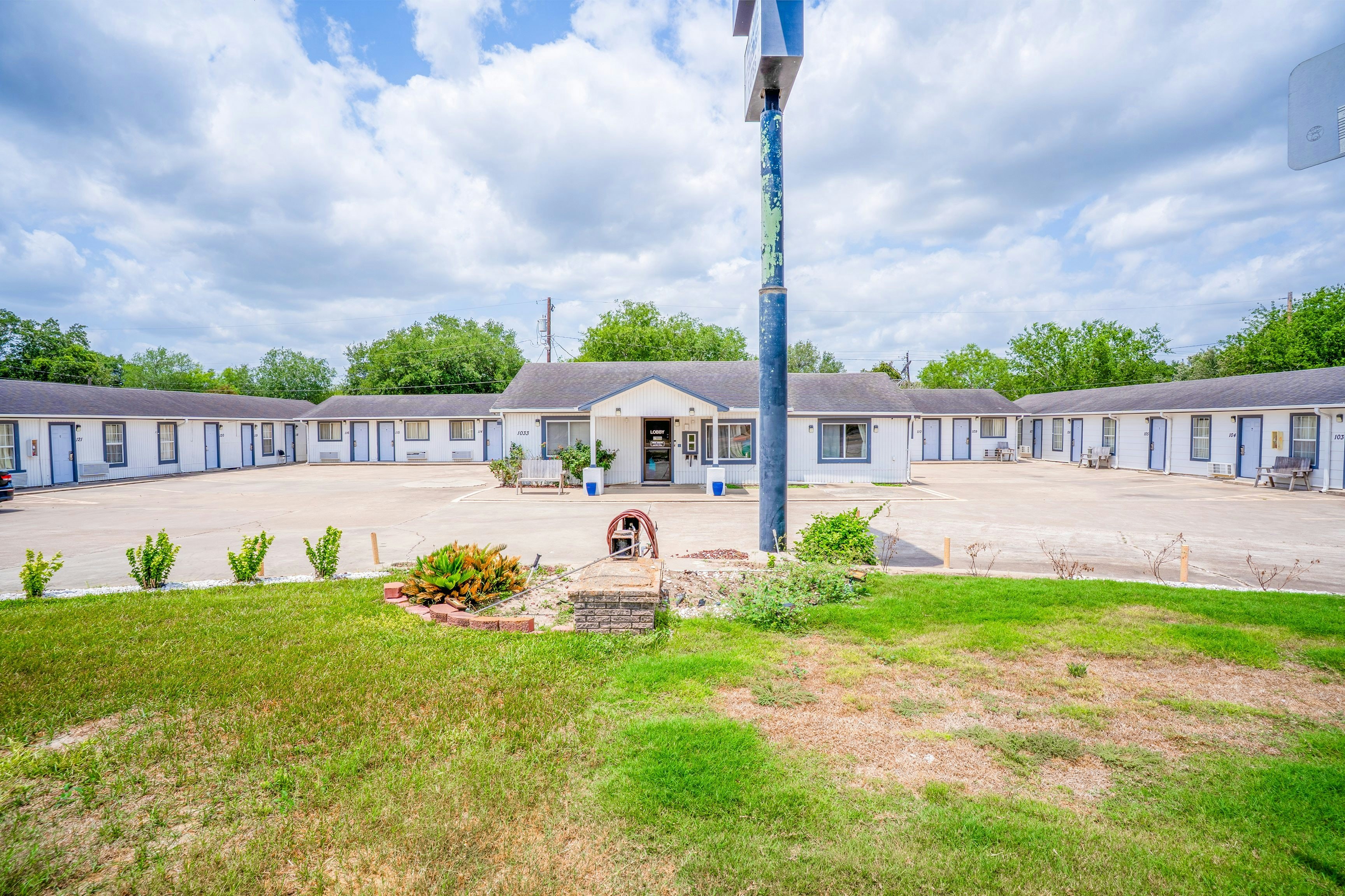 oyo budget inn falfurrias hwy 281