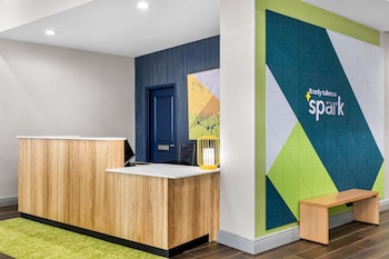 Spark By Hilton Hamburg,,3 star