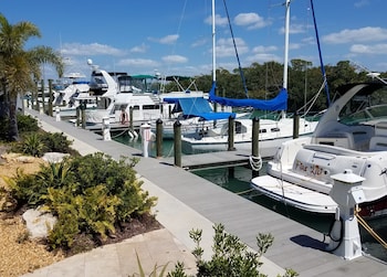 escape coastal resort on casey key