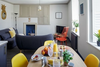 Dream Stays Bath - Beau Street,,4 star