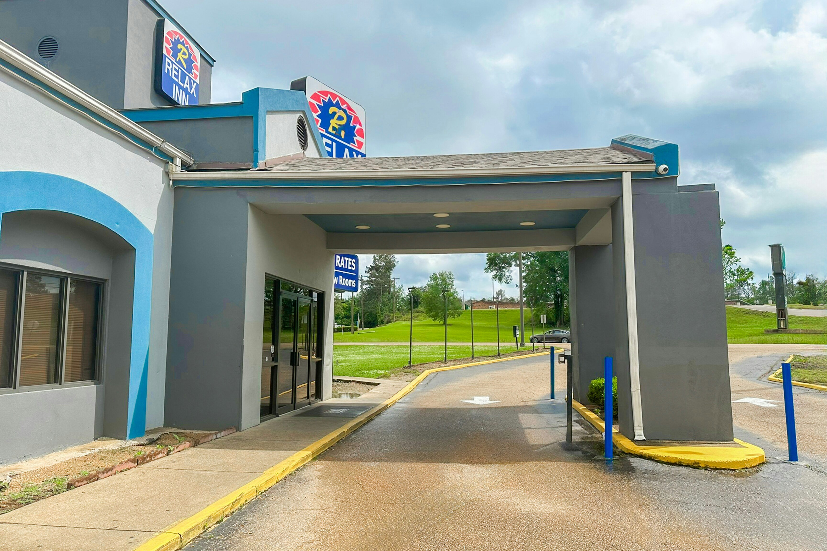relax inn by oyo jackson ms hwy 80 i 20