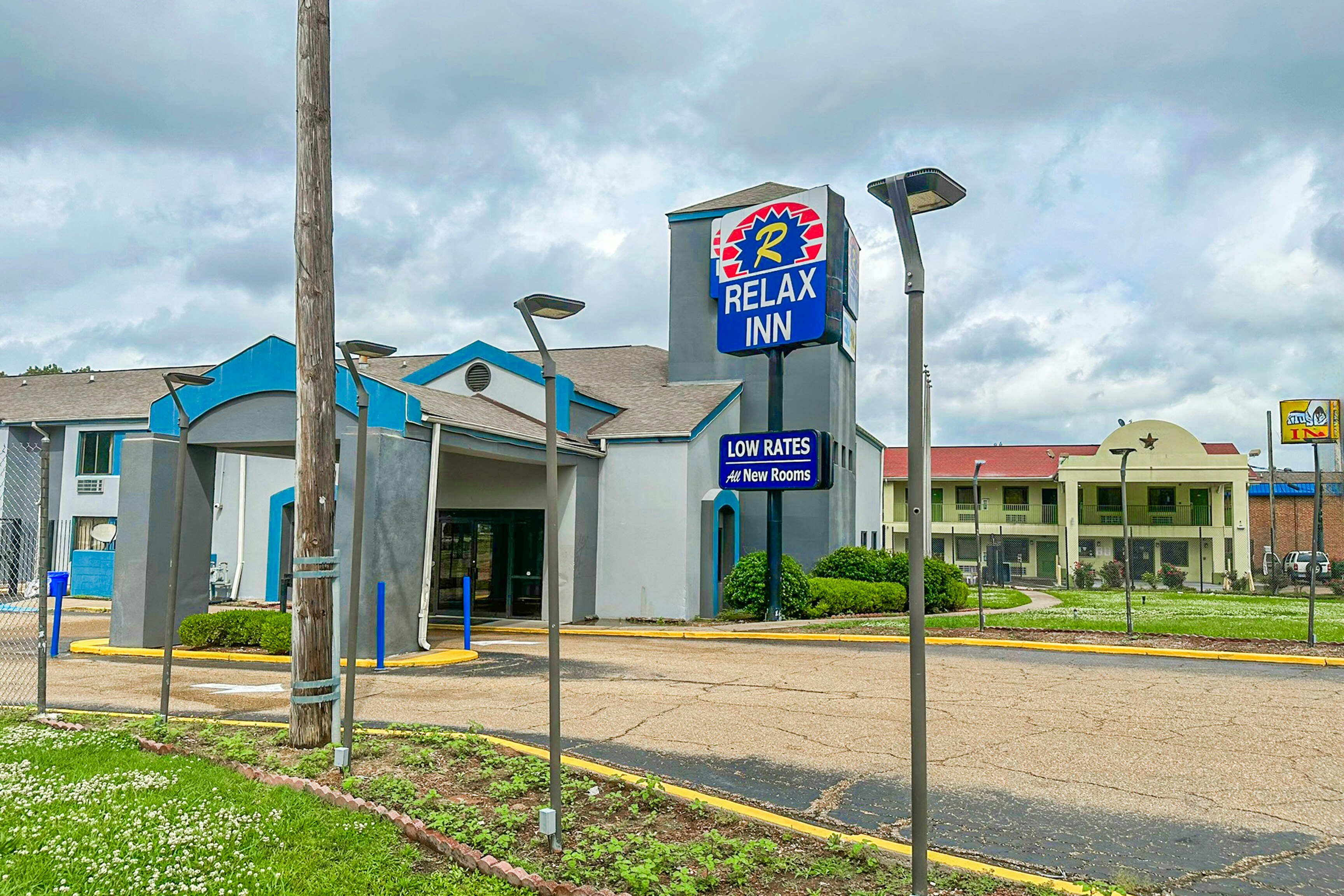 relax inn by oyo jackson ms hwy 80 i 20