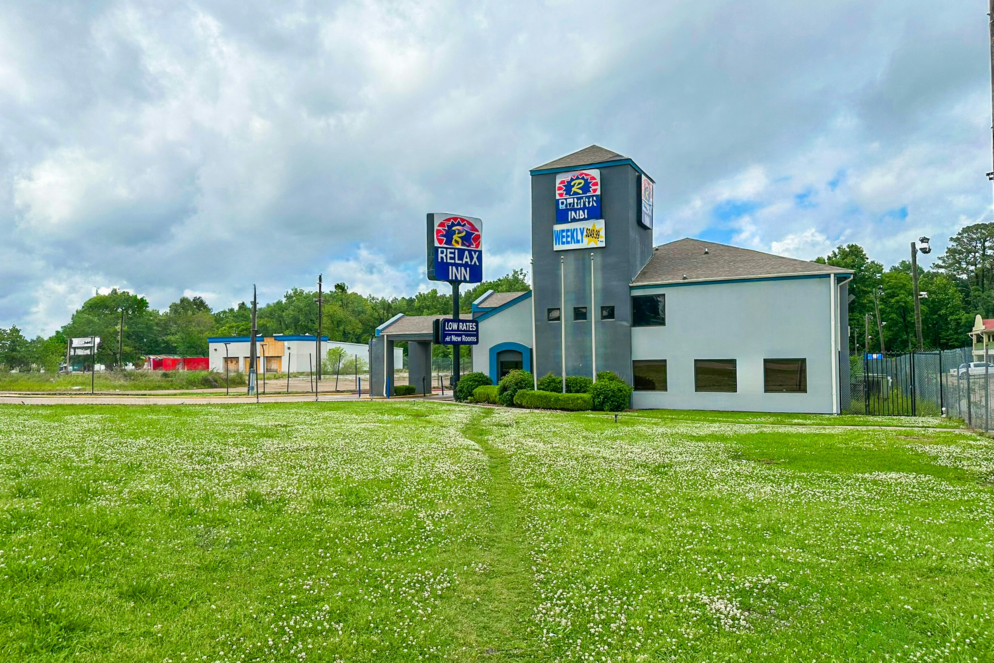 relax inn by oyo jackson ms hwy 80 i 20