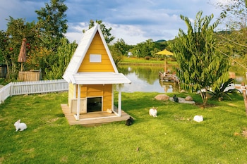 luxury farm house
