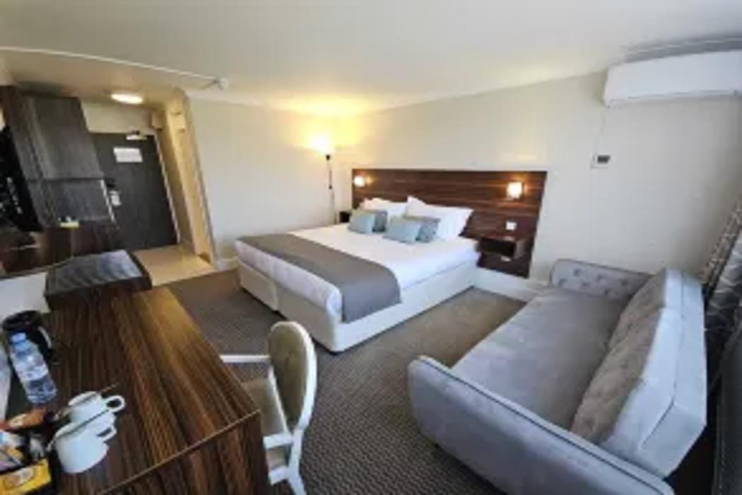 palms hotel and retreat by palette london romford