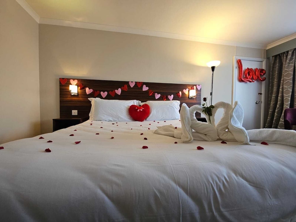 palms hotel and retreat by palette london romford