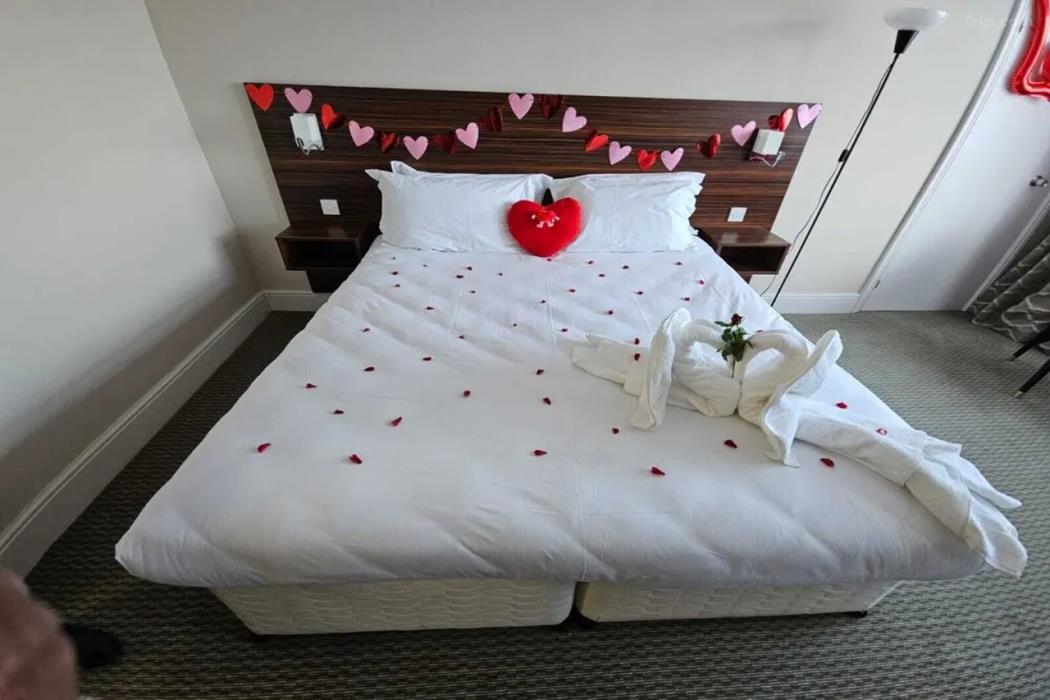 palms hotel and retreat by palette london romford