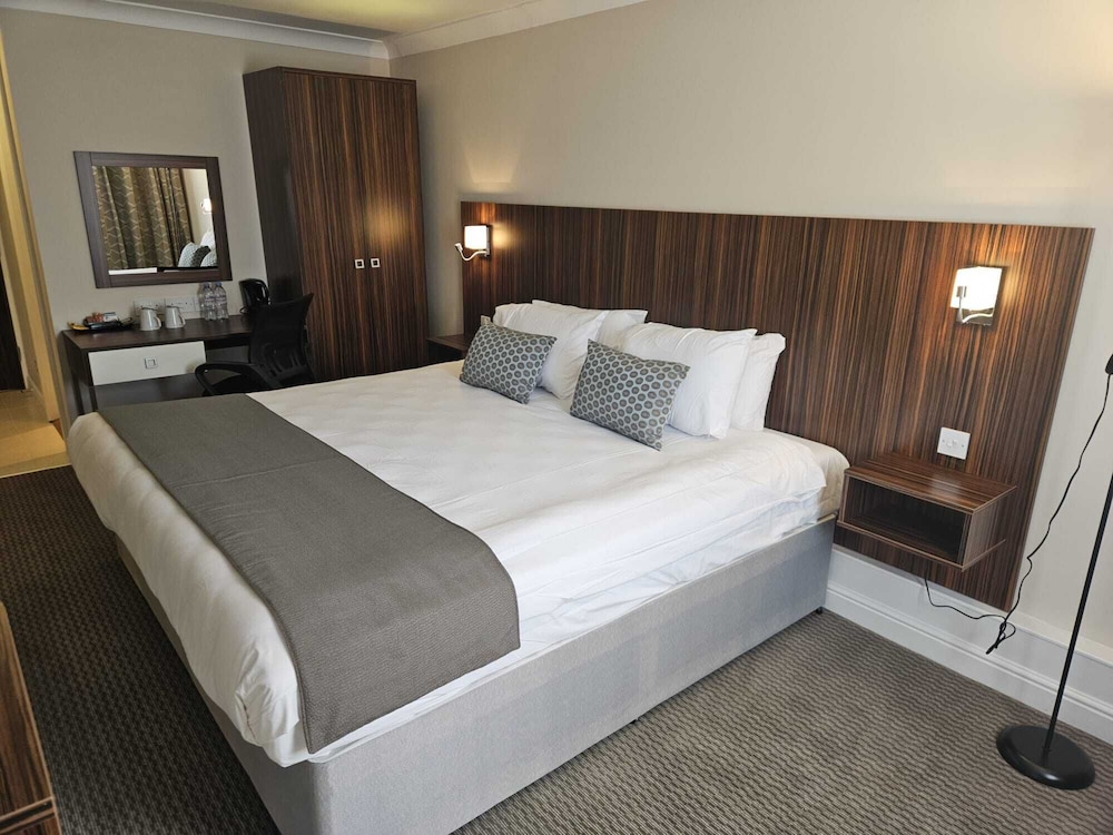 palms hotel and retreat by palette london romford