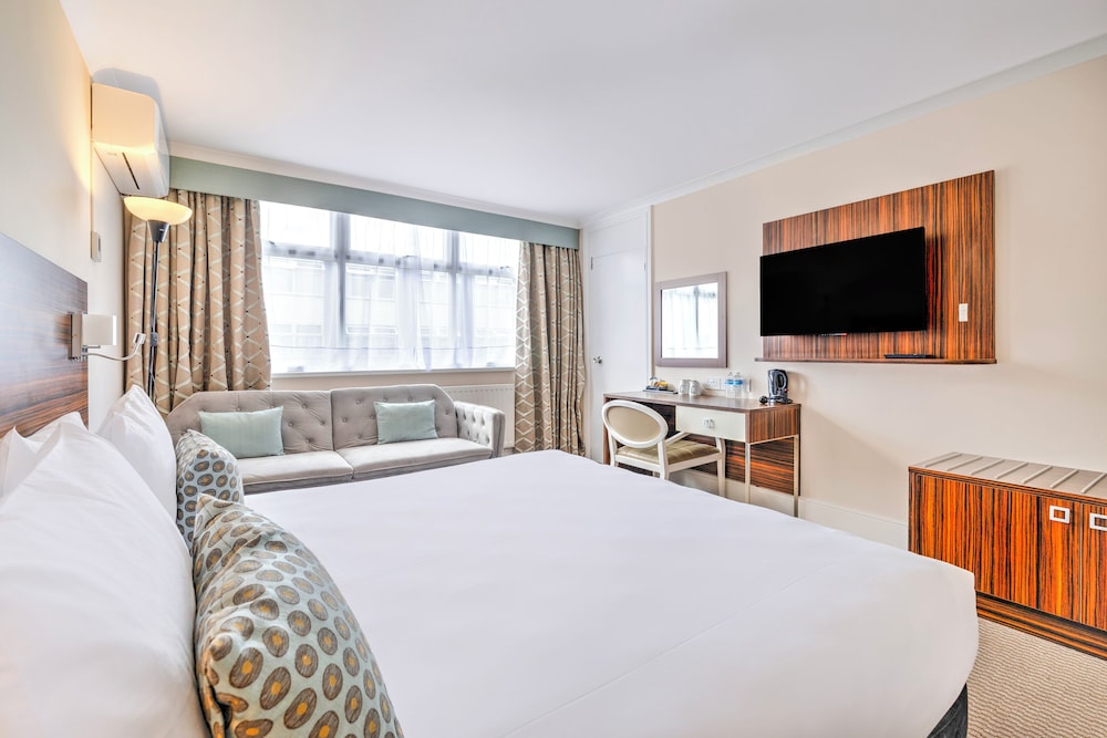 palms hotel and retreat by palette london romford