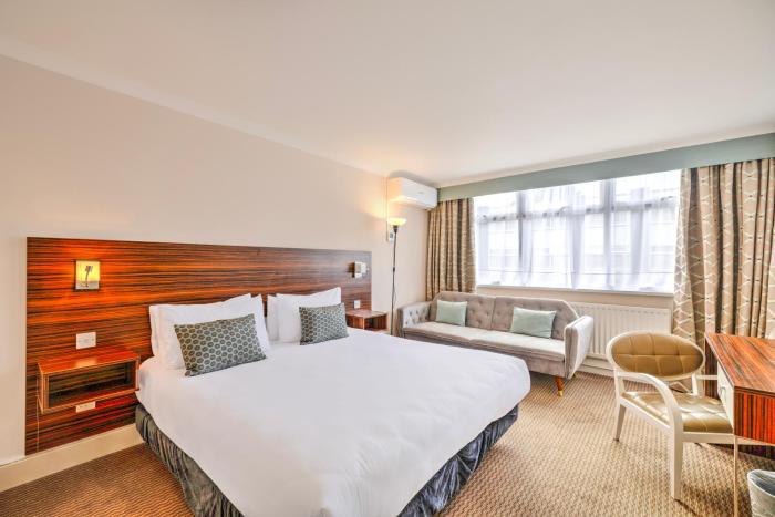 palms hotel and retreat by palette london romford
