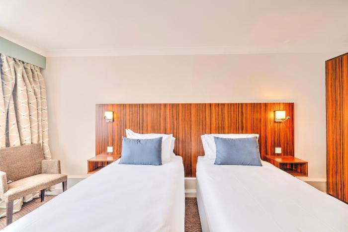 palms hotel and retreat by palette london romford