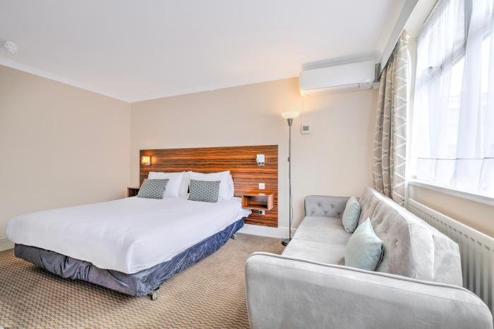 palms hotel and retreat by palette london romford