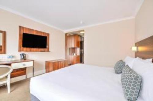 palms hotel and retreat by palette london romford