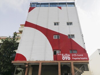oyo flagship 16390 chukkapalli chambers