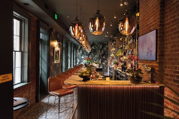 garden district hotel