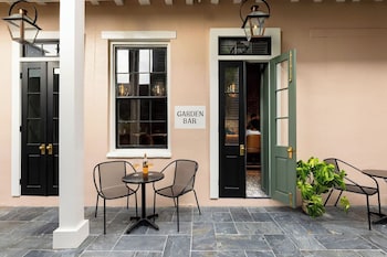 garden district hotel