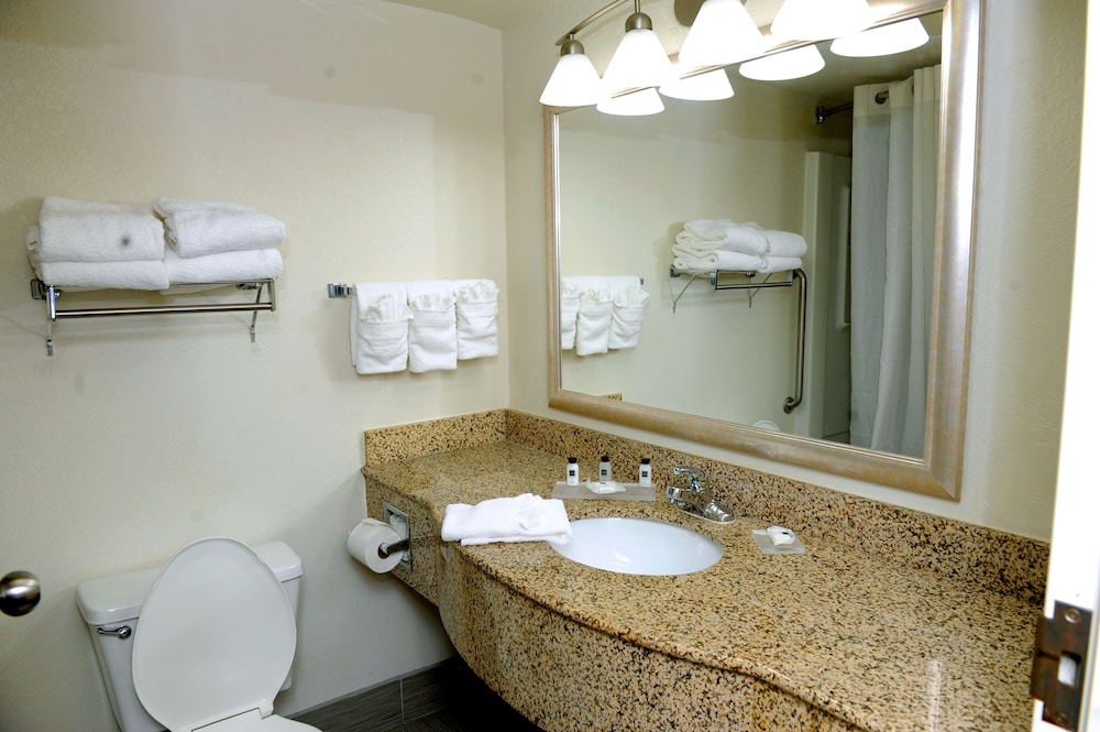 spark by hilton alpharetta roswell
