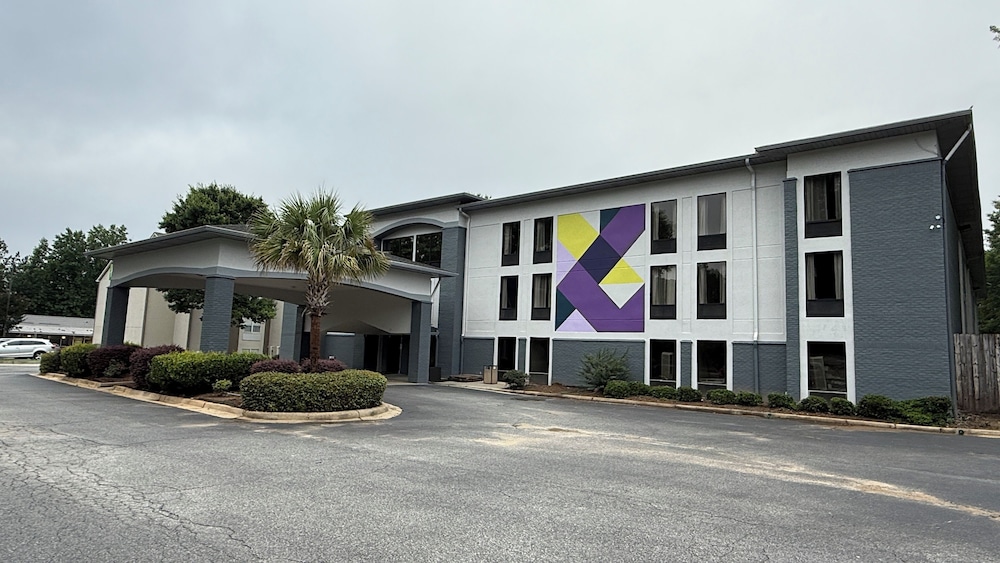 spark by hilton alpharetta roswell