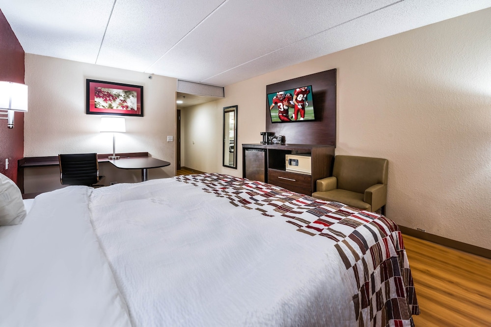 spark by hilton palatine arlington heights