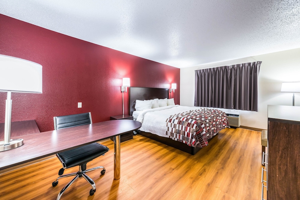 spark by hilton palatine arlington heights