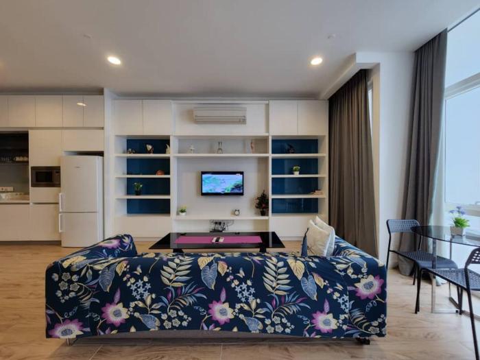 platinum suites klcc by hive kl