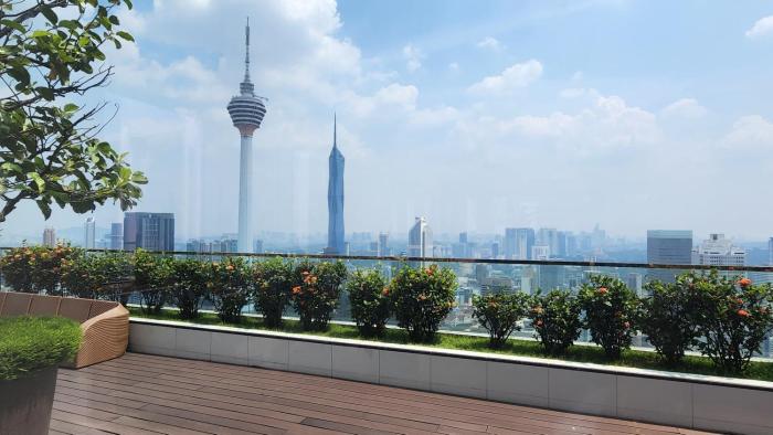 platinum suites klcc by hive kl