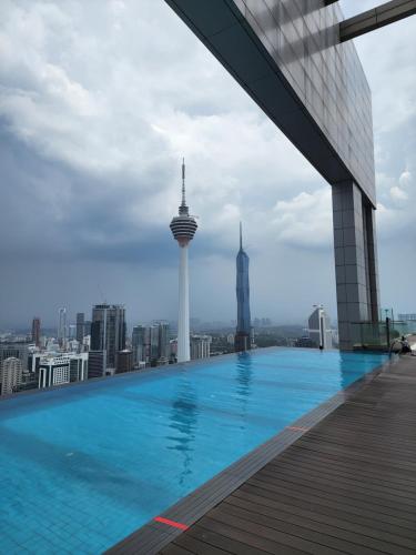 platinum suites klcc by hive kl