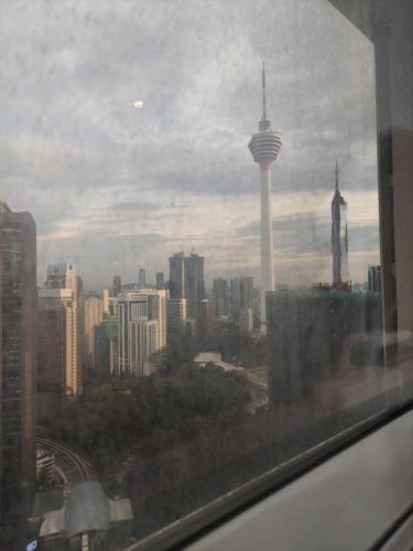 platinum suites klcc by hive kl
