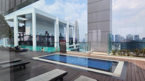 platinum suites klcc by hive kl