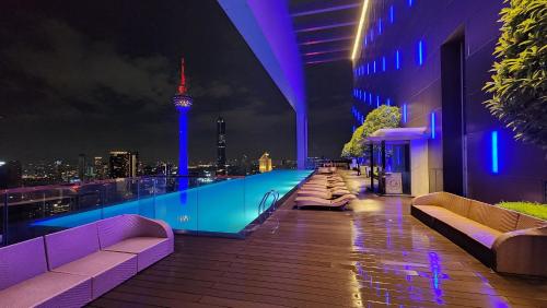 platinum suites klcc by hive kl