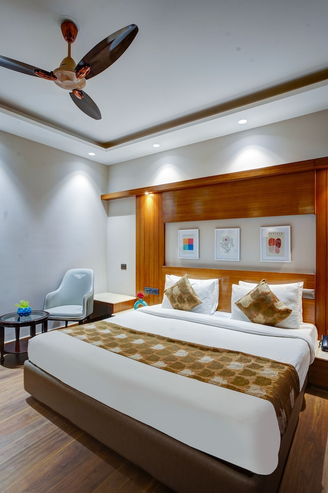 hotel the pearl newly renovated in city centre