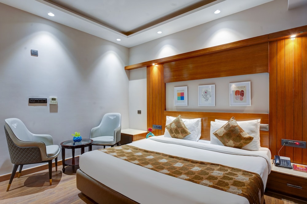 hotel the pearl newly renovated in city centre