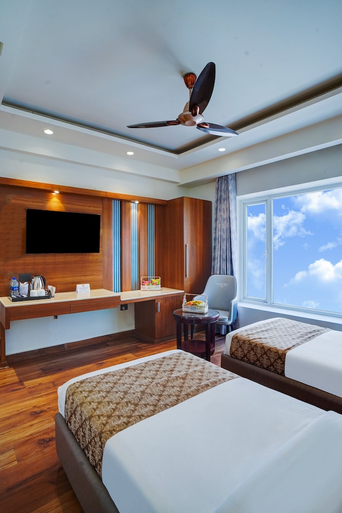 hotel the pearl newly renovated in city centre