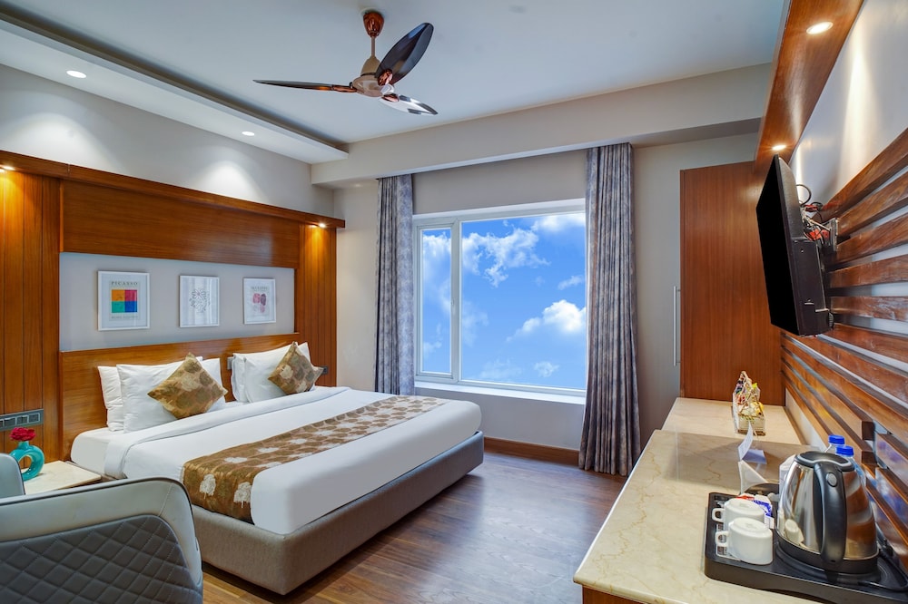 hotel the pearl newly renovated in city centre