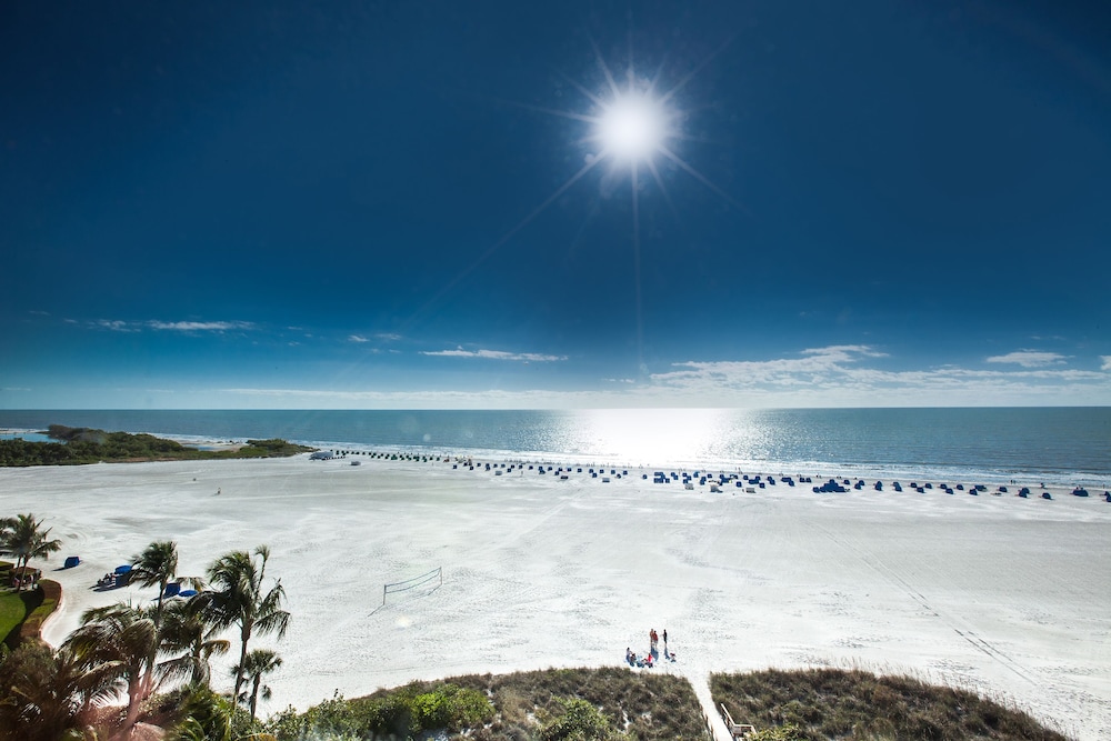 gullwing beach resort