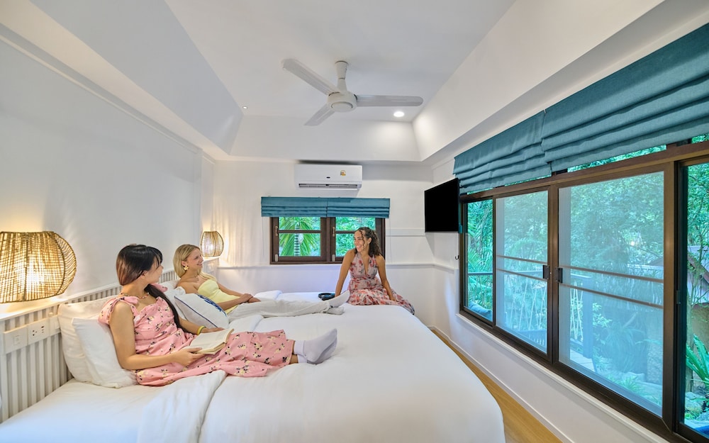 lub d koh tao tanote bay