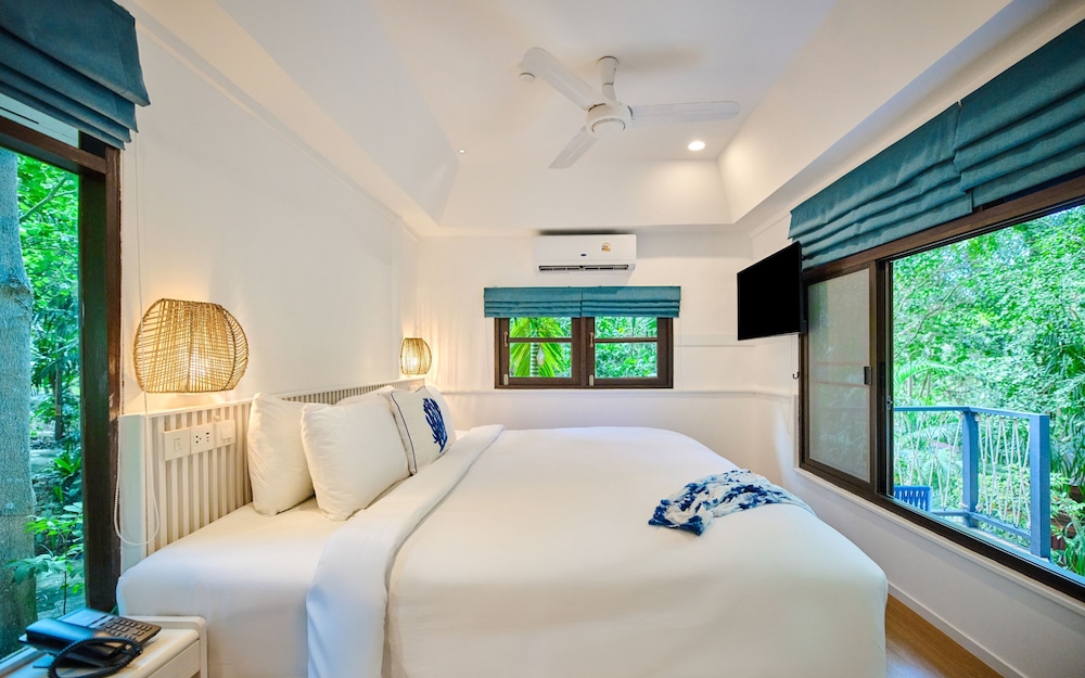 lub d koh tao tanote bay