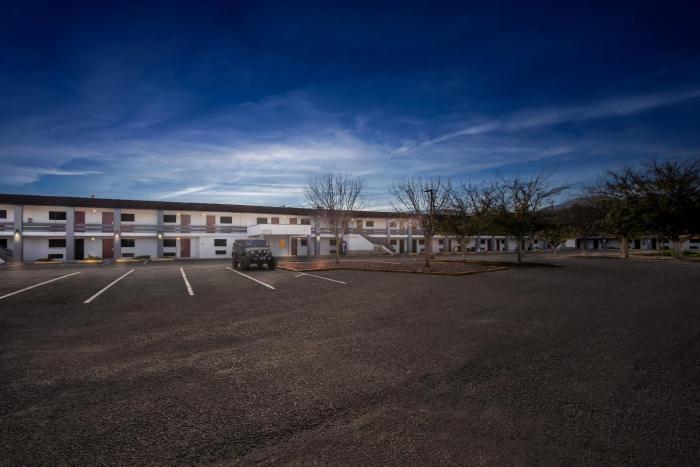 red roof inn miami az