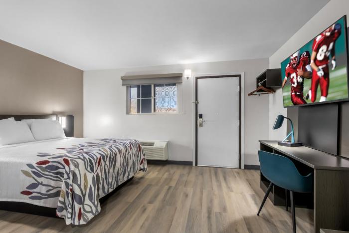 red roof inn miami az