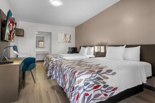 red roof inn miami az