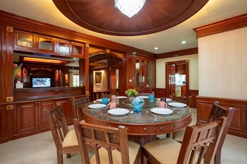 angel pool villa phuket