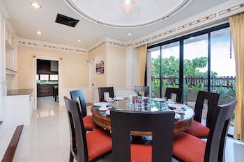 angel pool villa phuket