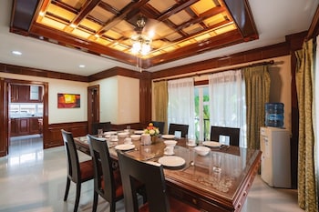 angel pool villa phuket