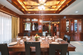 angel pool villa phuket